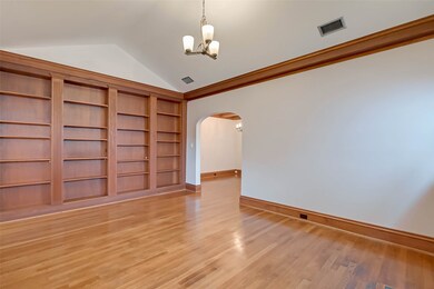 1737 Indiana St, Houston, TX 77006 - photo 4