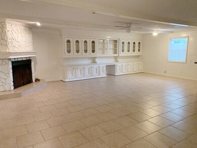 946 Francitas Dr, Houston, TX 77038 - photo 2