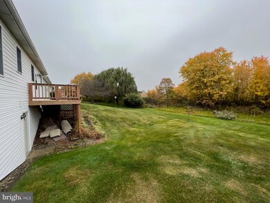 1385 Memory Ln, Chambersburg, PA 17201 - photo 2