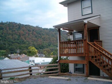45 S Green St unit 6, Berkeley Springs, WV 25411 - photo 2