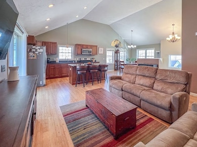 67 Garrison Ave, Worcester, MA 01606 - photo 5