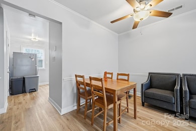 5918 Crape Myrtle Ln, Charlotte, NC 28216 - photo 6