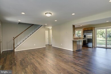 12316 Starlight Ln, Bowie, MD 20715 - photo 4