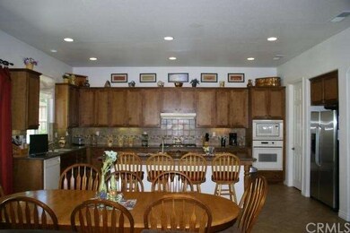 Kitchen- Tile backsplash, extra stainless steel si