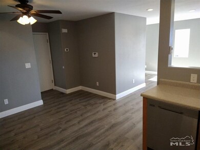8814 Sunset Breeze Dr, Reno, NV 89506 - photo 4