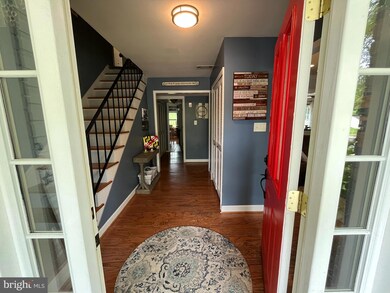 1439 Crofton Pkwy, Crofton, MD 21114 - photo 2