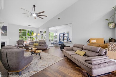 708 Andover Ct, Chesapeake, VA 23322 - photo 4