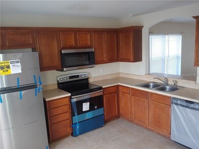 10116 Perthshire Cir, Land O Lakes, FL 34638 - photo 4