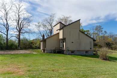 509 Mustang Ln, Ligonier, PA 15658 - photo 6