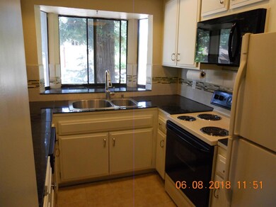 KITCHEN RIGHT VIEW