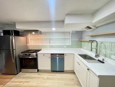 2112 N Sawyer Ave unit I, Chicago, IL 60647 - photo 5