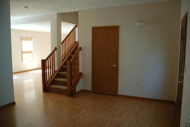 4183 Swallowfield 014