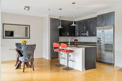 Waterplace unit 613, Providence, RI 02903 - photo 6