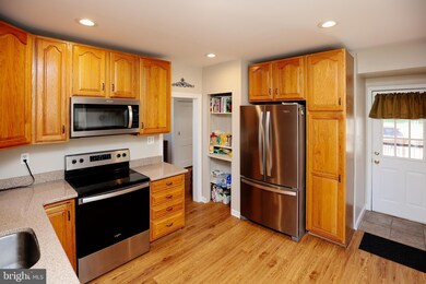 3019 Chestnut St, Lafayette Hill, PA 19444 - photo 7