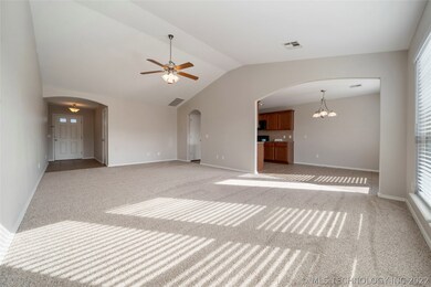 4416 N 35th St, Broken Arrow, OK 74014 - photo 7