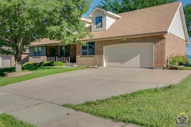 4021 SW 43rd St, Topeka, KS 66610 - photo 3