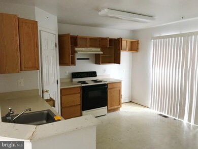 9538 Branchleigh Rd, Randallstown, MD 21133 - photo 3