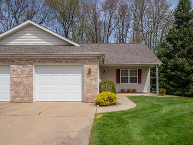 6112 Fairgrove St-102
