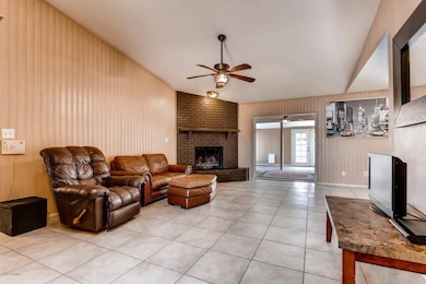 2657 E Isabella Ave Mesa AZ-large-004-7-
