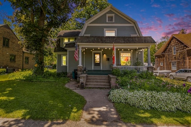 001_134_s_howell_st_hillsdale_mi_49242_4