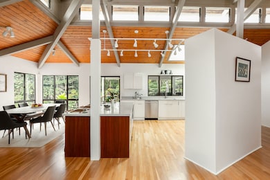 282 Kaiulani St, Hilo, HI 96720 - photo 4