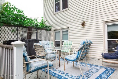 284 Colonie St, Albany, NY 12210 - photo 5