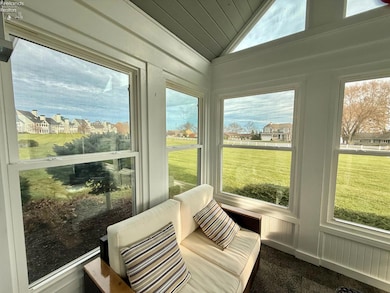 10921 N Bay Point Dr unit 504, Lakeside Marblehead, OH 43440 - photo 2