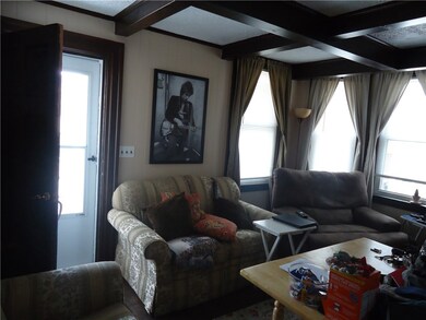 1st floor living room