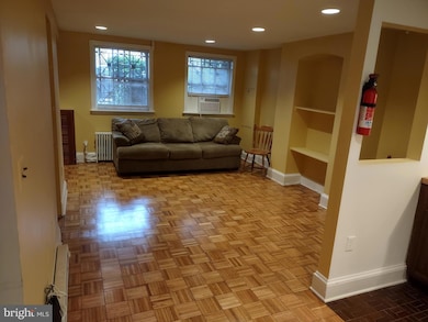 810 D St SE unit B, Washington, DC 20003 - photo 4