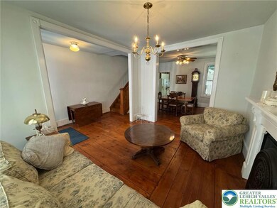 35 W Broadway, Jim Thorpe, PA 18229 - photo 4