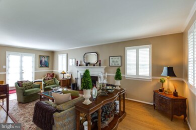 8515 Doter Dr, Alexandria, VA 22308 - photo 6