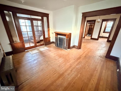 306 Berwyn Ave, Ewing, NJ 08618 - photo 3