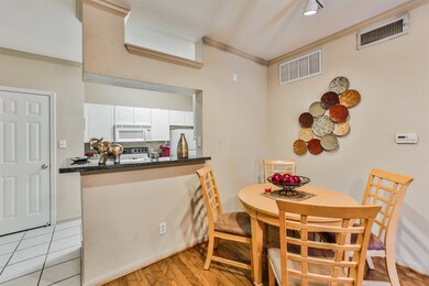 easily fits 4 comfortably for a nice home cook mea