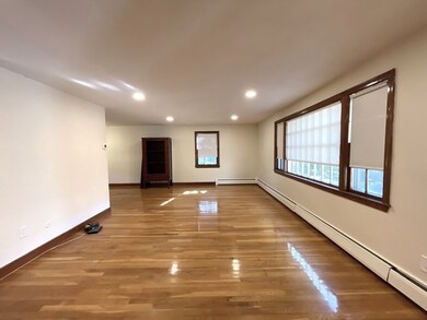 146 Hibbert St unit 2, Arlington, MA 02476 - photo 3