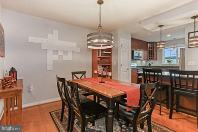 4069 S Four Mile Run Dr unit 403, Arlington, VA 22204 - photo 5