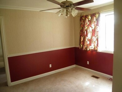 614 Iris Dr, Manchester, TN 37355 - photo 6