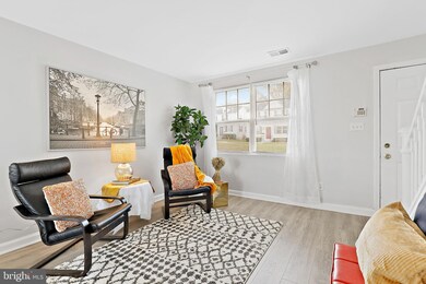 6878 Hawthorne St, Hyattsville, MD 20785 - photo 4