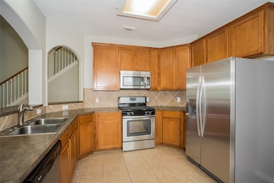 9203 Hidden Lake E, Magnolia, TX 77354 - photo 6