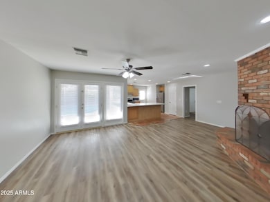 4809 W Cochise Dr, Glendale, AZ 85302 - photo 4