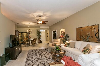 008_Living & Dining Room