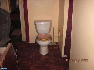 5233 Pine St, Philadelphia, PA 19143 - photo 7