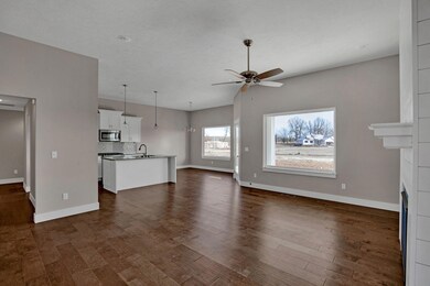 710 N Fox Hill Cir, Nixa, MO 65714 - photo 5