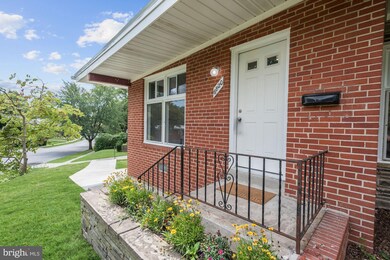 6820 Barnett Rd, Baltimore, MD 21239 - photo 4