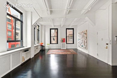 348 W 38th St unit 9-E, New York, NY 10018 - photo 3