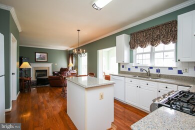 11000 Grassy Knoll Terrace, Germantown, MD 20876 - photo 5