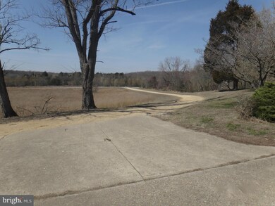 4689 Sands Rd, Harwood, MD 20776 - photo 2