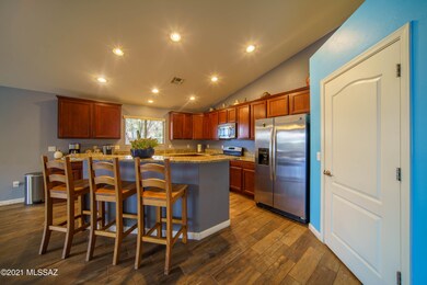 kitchen/bar
