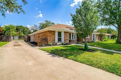 2108 Norwood Dr, Hurst, TX 76054 - photo 4