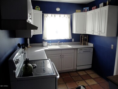 Kitchen2