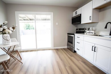 3608 N 78th Dr, Phoenix, AZ 85033 - photo 6